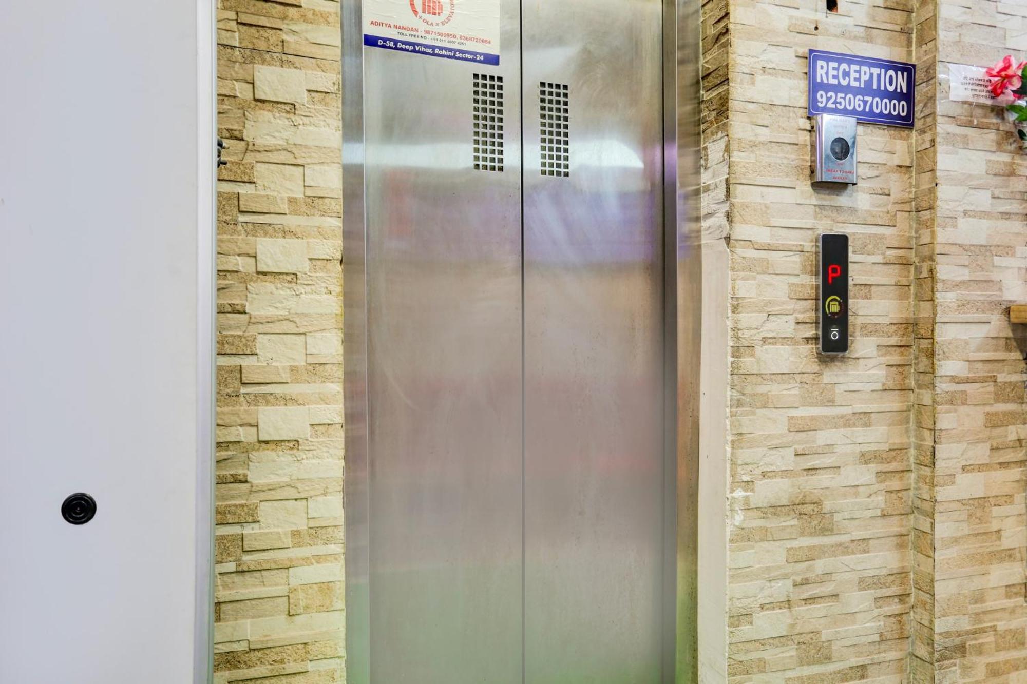 Oyo62660园景酒店 德里 外观 照片